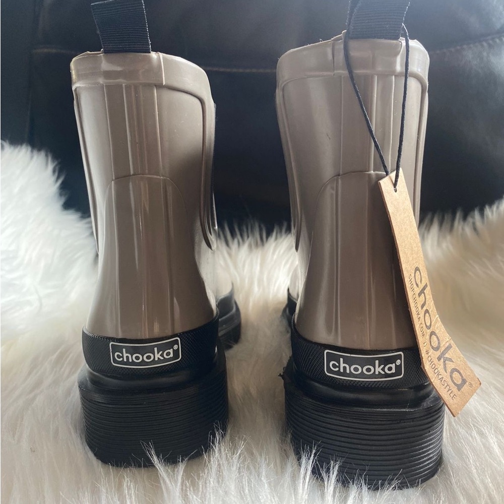 Chooka Chunky Chelsea boots size 6 brand new with tags